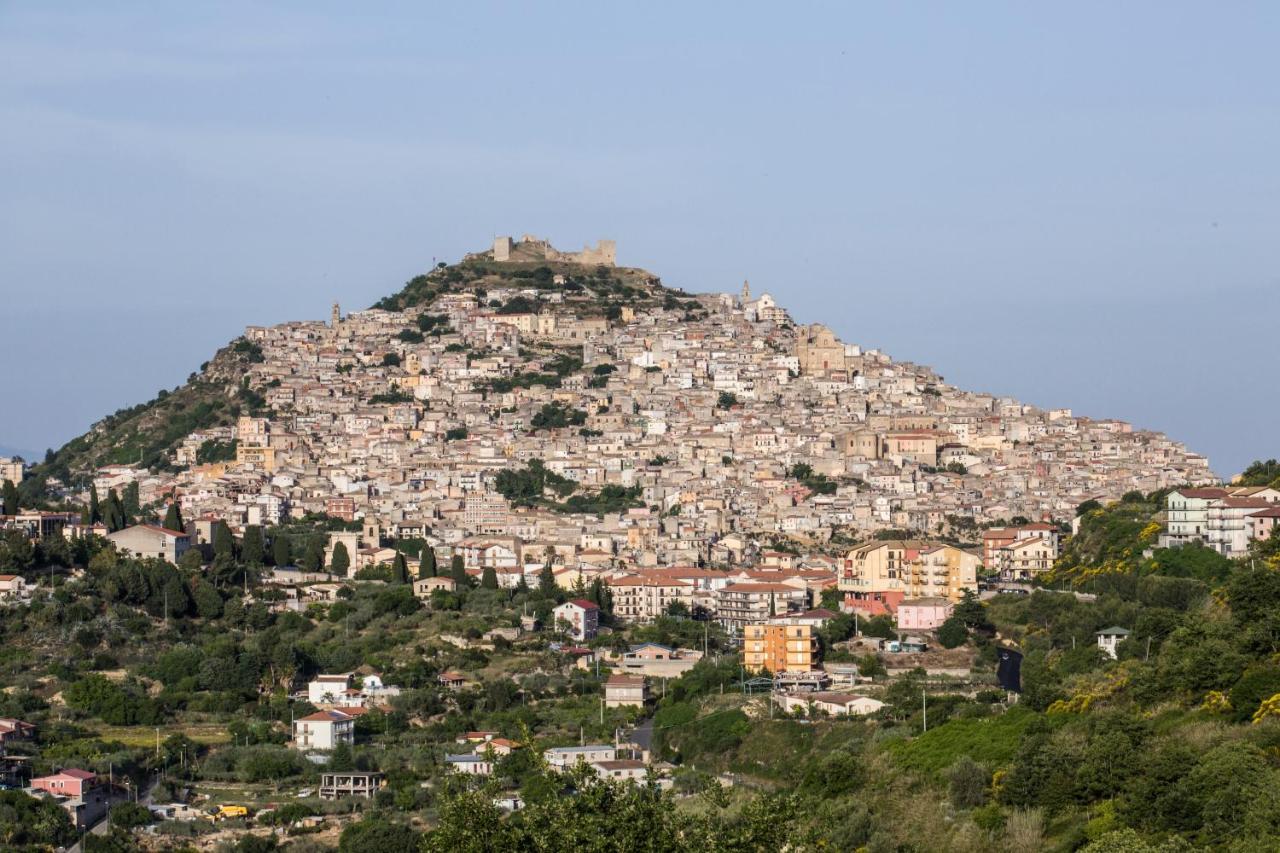Sopra La Piazza Βίλα Agira Εξωτερικό φωτογραφία